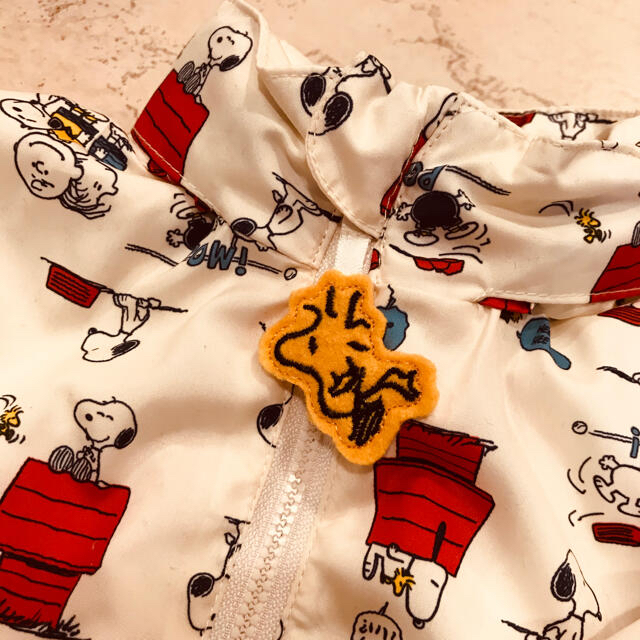 PEANUTS(ピーナッツ)のスヌーピー　ウィンドブレーカー　90 キッズ/ベビー/マタニティのキッズ服女の子用(90cm~)(ジャケット/上着)の商品写真