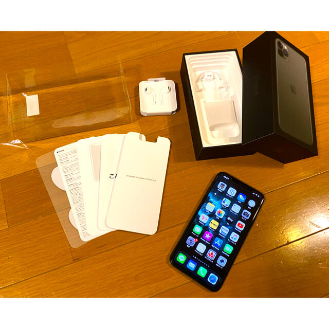 iPhone(アイフォーン)の【超美品・SIMロック解除済】iPhone 11 pro MAX 256GB  スマホ/家電/カメラのスマートフォン/携帯電話(スマートフォン本体)の商品写真