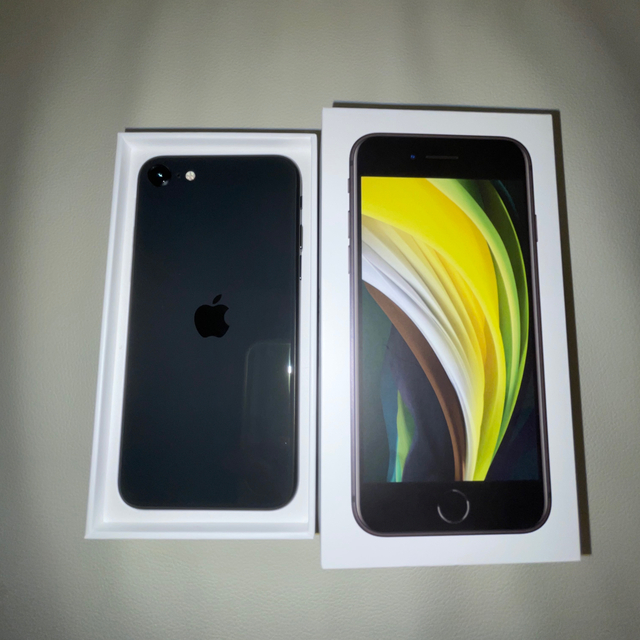 iphone SE第2世代 ブラック128gb SIMフリー 最新エルメス e-gaio.com.br