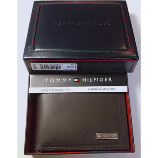 トミーヒルフィガー(TOMMY HILFIGER)のトミーフィルヒガー　メンズ　財布　ブラウン(折り財布)