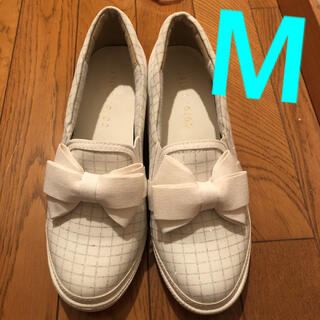 リボン　ホワイト×シルバーチェックヒール靴　Mサイズ　ヒール7cm(ローファー/革靴)