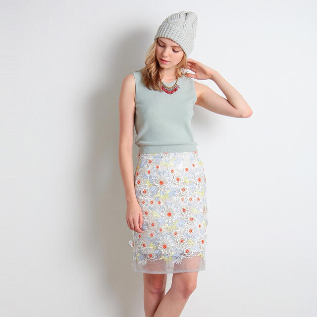 Lily Brown(リリーブラウン)の【にいは様専用】オーガンジーSK レディースのスカート(ひざ丈スカート)の商品写真