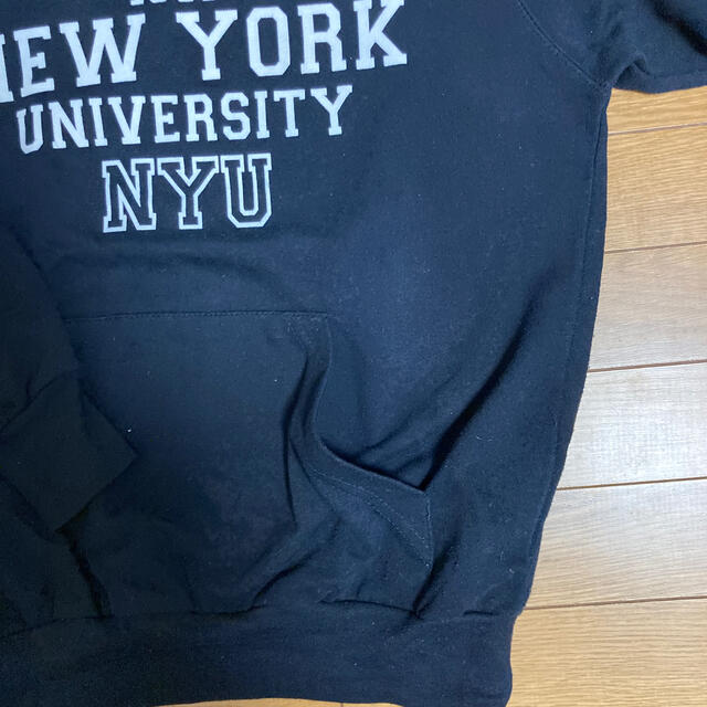 Champion(チャンピオン)のNEW YORK UNIVERSITY NYUパーカー メンズのトップス(パーカー)の商品写真