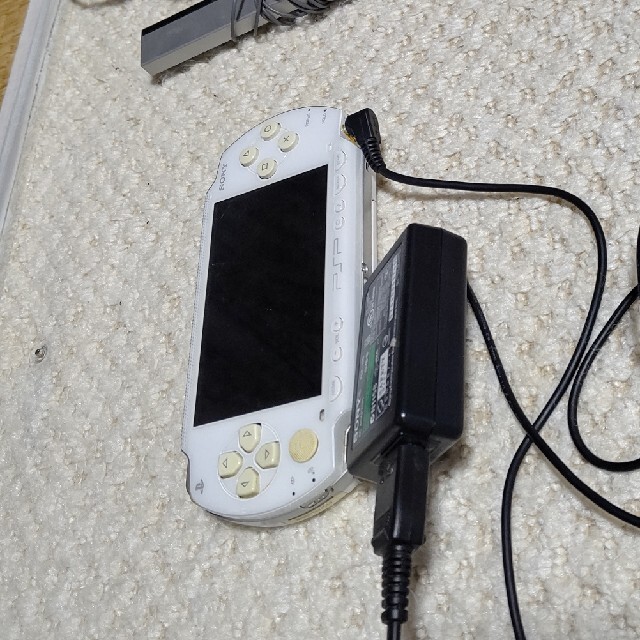 任天堂(ニンテンドウ)の任天堂 wii PSP 本体 エンタメ/ホビーのゲームソフト/ゲーム機本体(家庭用ゲーム機本体)の商品写真