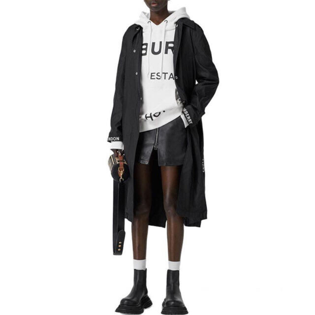 ランキングや新製品 BURBERRY - バーバリー ホースフェリープリント