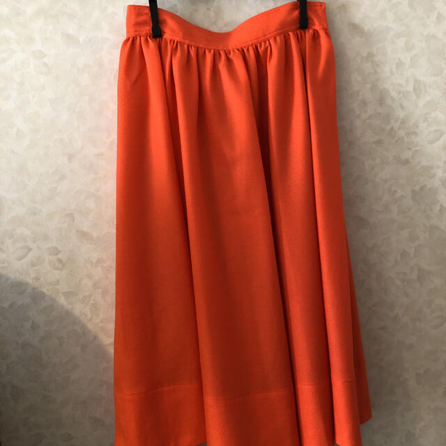 【人気‼️】【新品】オレンジ♡フレアスカート