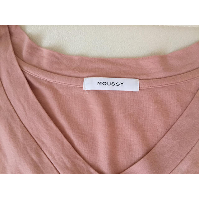 moussy(マウジー)のmoussy Vネックカットソー レディースのトップス(Tシャツ(長袖/七分))の商品写真