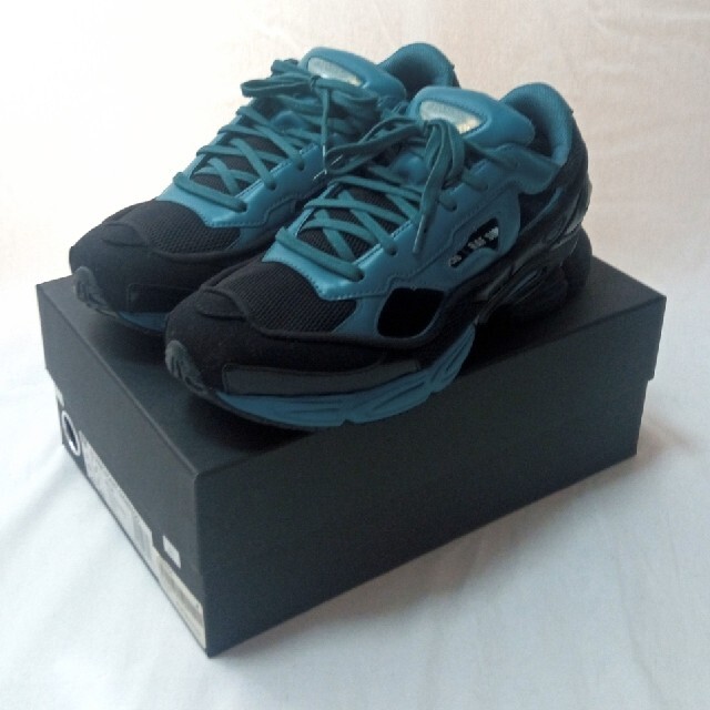 RAF SIMONS(ラフシモンズ)のadidas by RAF SIMONS Ozweego 26.5cm メンズの靴/シューズ(スニーカー)の商品写真