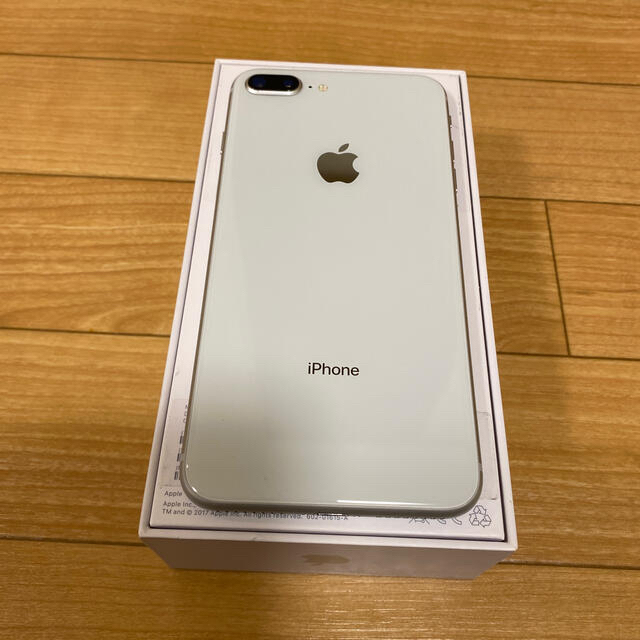 iPhone8 plus Silver 64GB SIMロック解除済