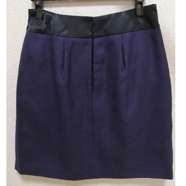 UNTITLED(アンタイトル)の【ほぼ未使用】UNTITLED　ウール　サイズ1　パープル レディースのスカート(ひざ丈スカート)の商品写真