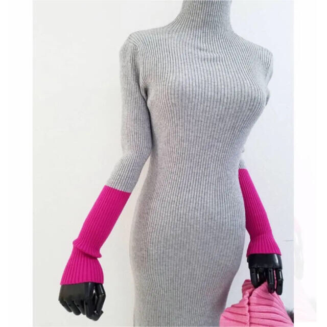 ZARA - ニットワンピース スリットワンピース リブニット ZARA - ニットワンピース スリットワンピース リブニット
