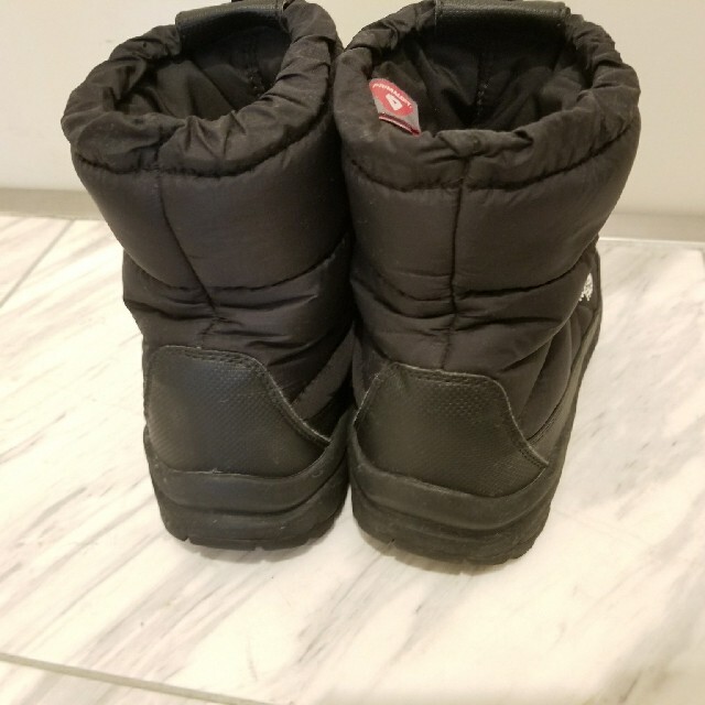 THE NORTH FACE(ザノースフェイス)のりょん0417様 THE NORTH FACE ヌプシ キッズ21cm キッズ/ベビー/マタニティのキッズ靴/シューズ(15cm~)(ブーツ)の商品写真