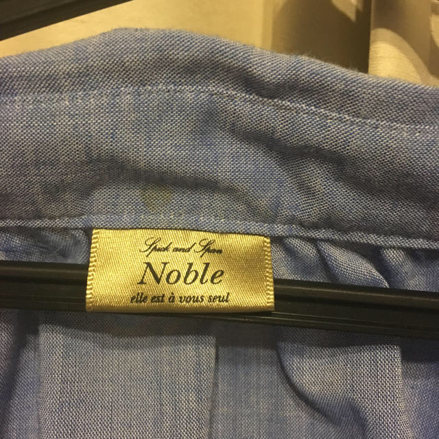 Noble(ノーブル)のnobleシャツ レディースのトップス(シャツ/ブラウス(半袖/袖なし))の商品写真