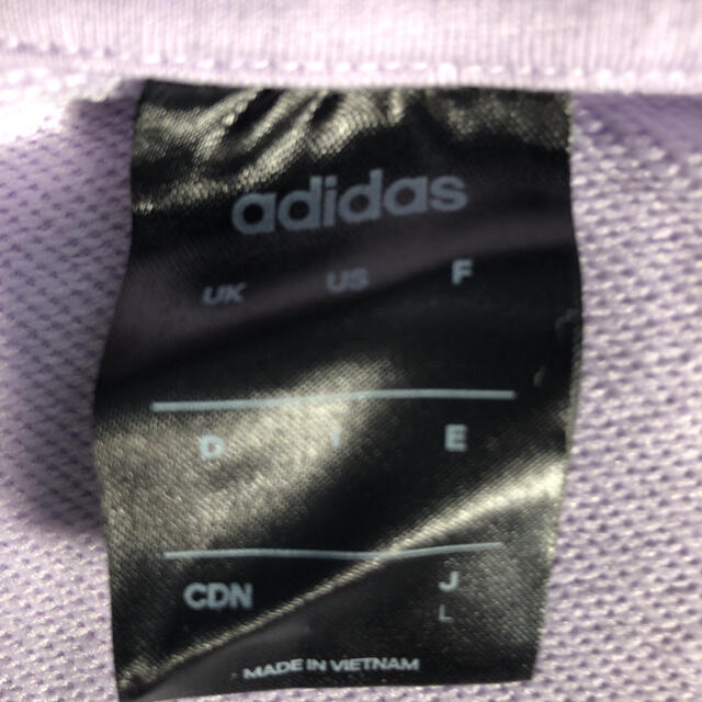 adidas(アディダス)のアディダストレーナー レディースのトップス(トレーナー/スウェット)の商品写真