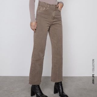 ザラ(ZARA)のZARA ZW PREMIUM 90S CROPPED デニムパンツ(デニム/ジーンズ)