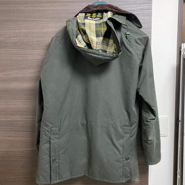 Barbour(バーブァー)の週末限定価格！バブアー　オイルドジャケット　裏地・フードつき メンズのジャケット/アウター(ブルゾン)の商品写真