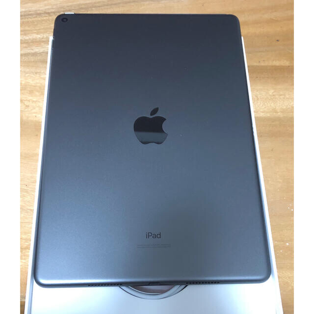 Apple iPad Air 3 （超美品） 2