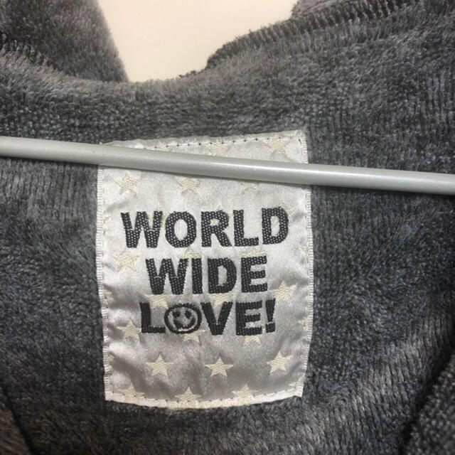 WORLD WIDE LOVE!(ワールドワイドラブ)のワールドワイドラブ　パーカー レディースのトップス(パーカー)の商品写真