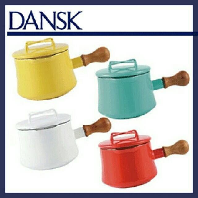 DANSK(ダンスク)の新品▪未使用★DANSK  ダンスク片手鍋 イエロー13㎝ インテリア/住まい/日用品のキッチン/食器(鍋/フライパン)の商品写真