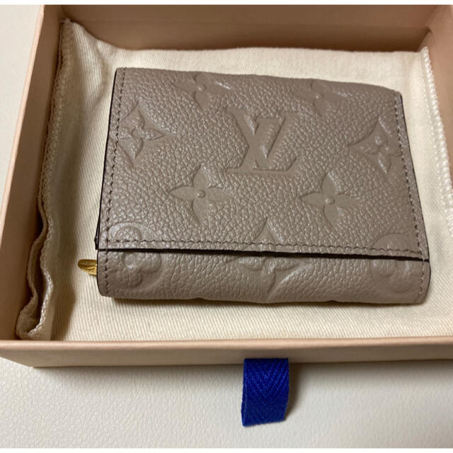 LOUIS VUITTON(ルイヴィトン)の新品ポルトフォイユ・ゾエ　トゥルトレール レディースのファッション小物(財布)の商品写真