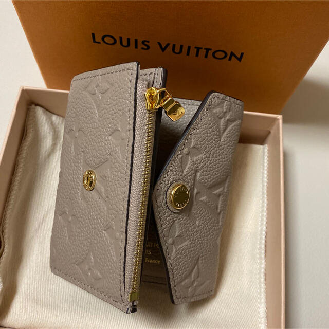 LOUIS VUITTON(ルイヴィトン)の新品ポルトフォイユ・ゾエ　トゥルトレール レディースのファッション小物(財布)の商品写真