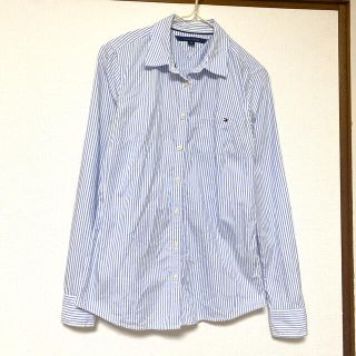 トミーヒルフィガー(TOMMY HILFIGER)のTOMMY HILFIGER ストライプシャツ　xsサイズ(シャツ/ブラウス(長袖/七分))