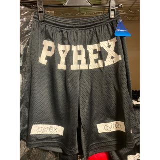 OFF-WHITE - PYREX VISION ハーフパンツの通販 by プロフィール