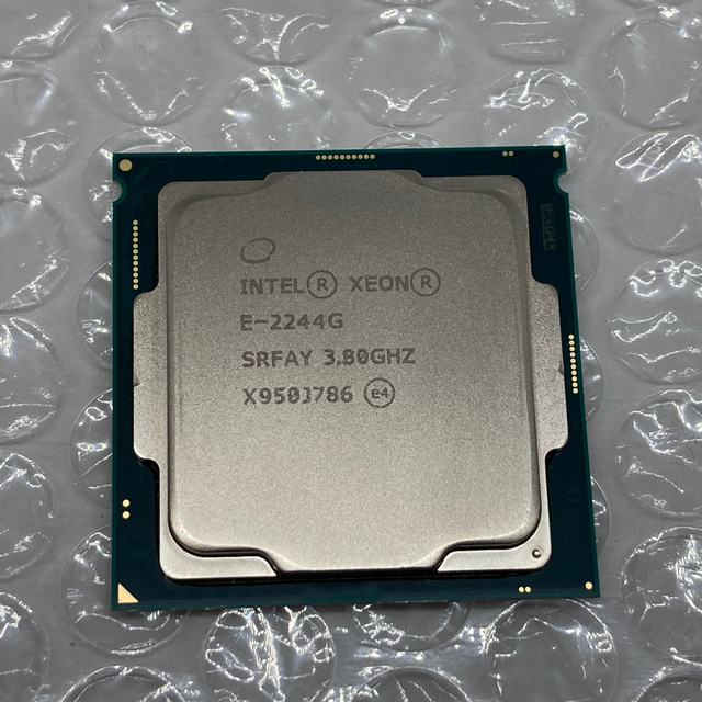 美品 Intel Coffee Lake Xeon E-2244G 1151