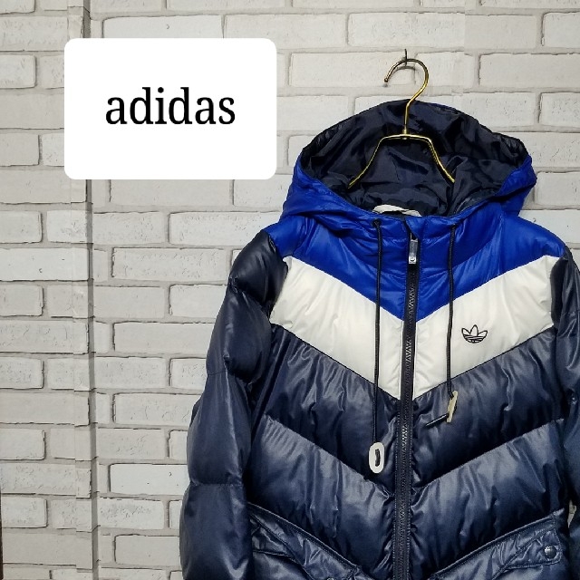 adidasダウン 中綿　アウター