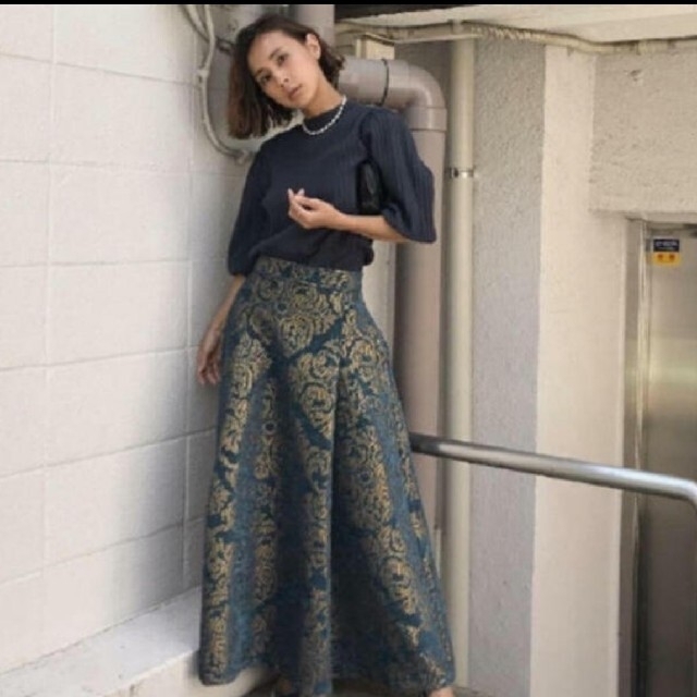 ロングスカートAmeriVINTAGE　DAMASK DIMENSIONAL SKIRT