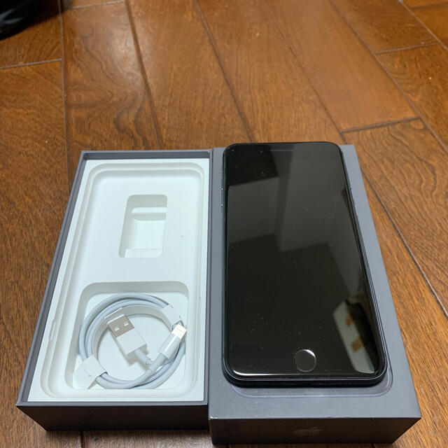 iPhone8 plus Space Gray 256GB simロック解除済