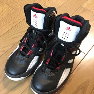 アディダス(adidas)のadidas  スポーツシューズ  (スニーカー)