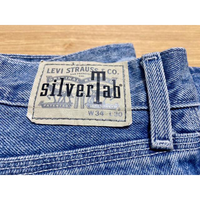 Levi's(リーバイス)の売り切り！リーバイス  シルバータブ　ペインター　w34L30 メンズのパンツ(デニム/ジーンズ)の商品写真
