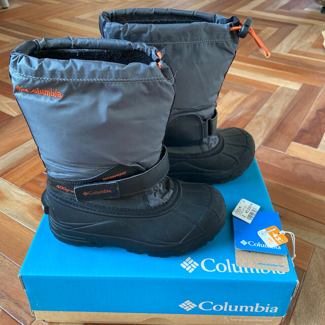 Columbia(コロンビア)の専用商品☆ コロンビア　スノーブーツ　 キッズ/ベビー/マタニティのキッズ靴/シューズ(15cm~)(ブーツ)の商品写真