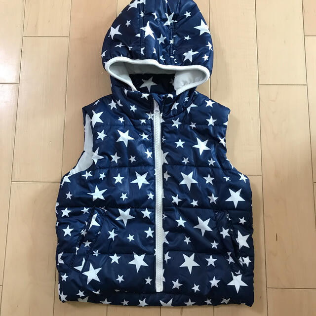 キッズベスト☆110cm キッズ/ベビー/マタニティのキッズ服男の子用(90cm~)(ジャケット/上着)の商品写真