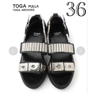 トーガ(TOGA)の【TOGA PULLA】 トーガプルラ メタルスニーカー サンダル 36(サンダル)