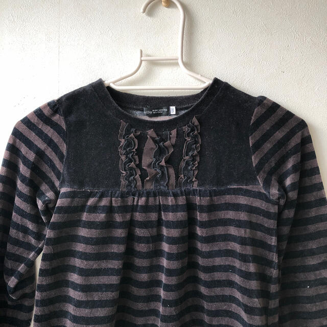 BeBe(ベベ)のBEBE ベベ　ベロアボーダーカットソー　120 キッズ/ベビー/マタニティのキッズ服女の子用(90cm~)(Tシャツ/カットソー)の商品写真