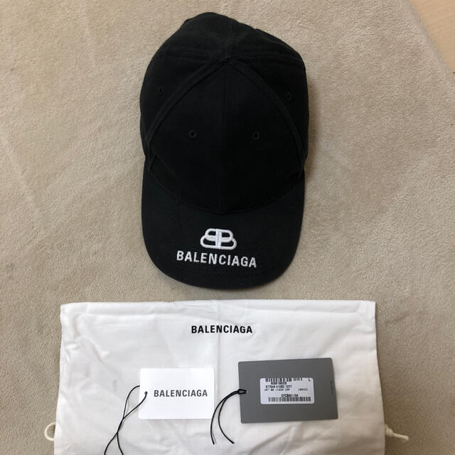 Balenciaga(バレンシアガ)のバレンシアガ Balenciaga CAP BBロゴ　ブラック　Lサイズ メンズの帽子(キャップ)の商品写真