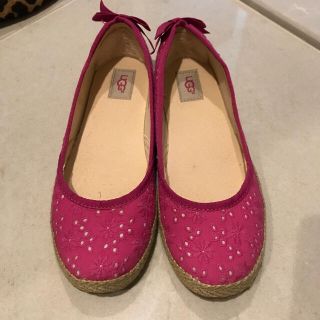 アグ(UGG)のUGGジュニア刺繍布地 バレリーナシューズ(フォーマルシューズ)