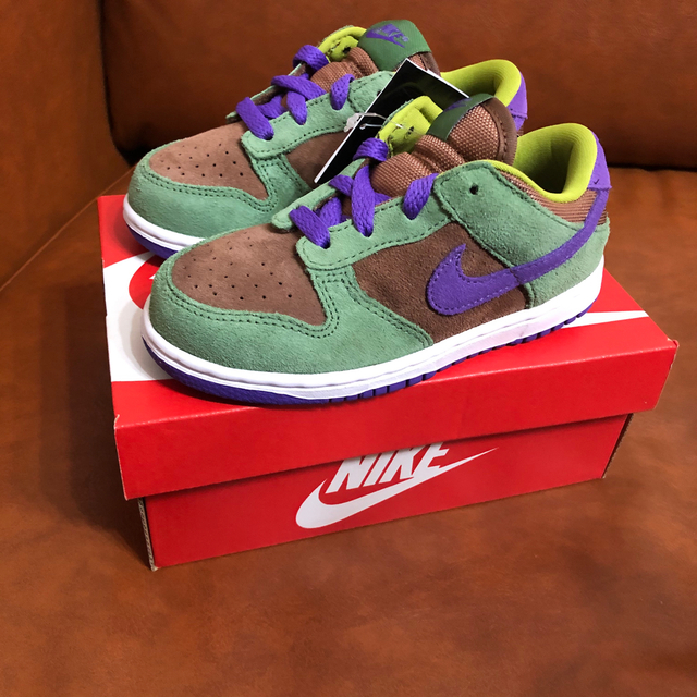 NIKE(ナイキ)のnike dunk low sp td veneer 16 キッズ/ベビー/マタニティのキッズ靴/シューズ(15cm~)(スニーカー)の商品写真