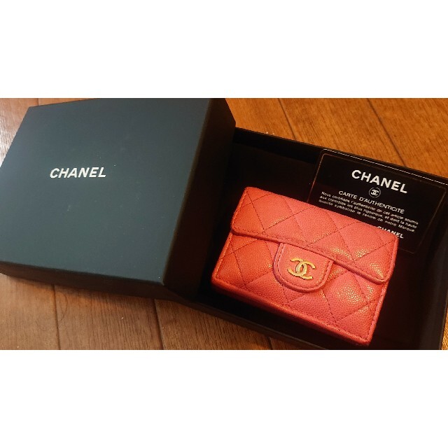 CHANEL(シャネル)の値下げ★美品★CHANEL★本物★ミニ財布★ピンク★可愛い★激安 レディースのファッション小物(財布)の商品写真