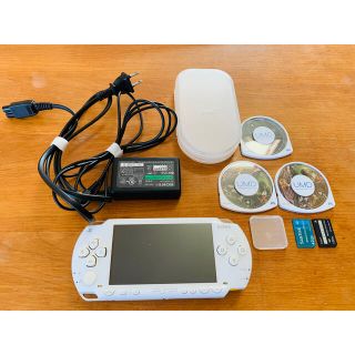 プレイステーションポータブル(PlayStation Portable)のPSP 1000 本体　ホワイト(携帯用ゲーム機本体)