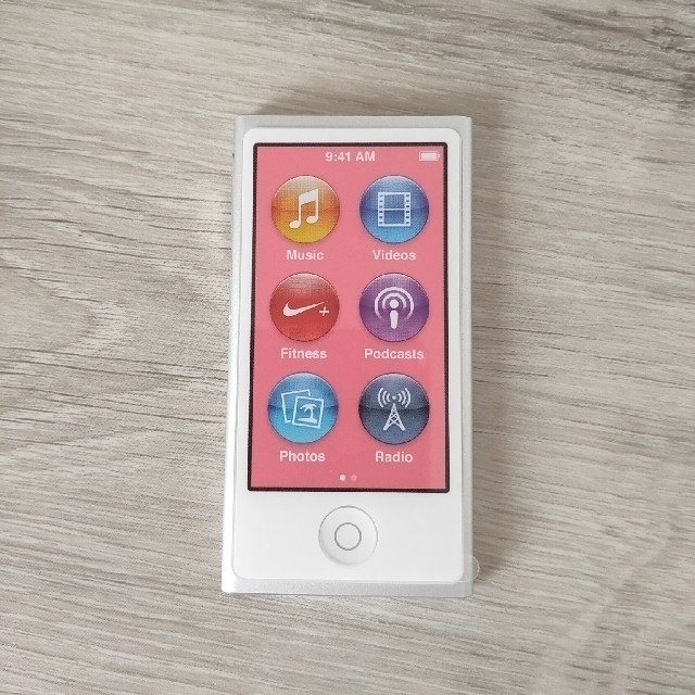 Apple(アップル)のiPod　nano　第7世代（16G）　アイポッド スマホ/家電/カメラのオーディオ機器(ポータブルプレーヤー)の商品写真