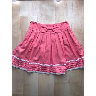 フェミニン ピンクのスカート(ミニスカート)
