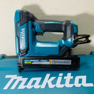 マキタ(Makita)のマキタ 35mm 18V 充電式面木釘打 FN350DZK　本体のみ+ケース付き(その他)