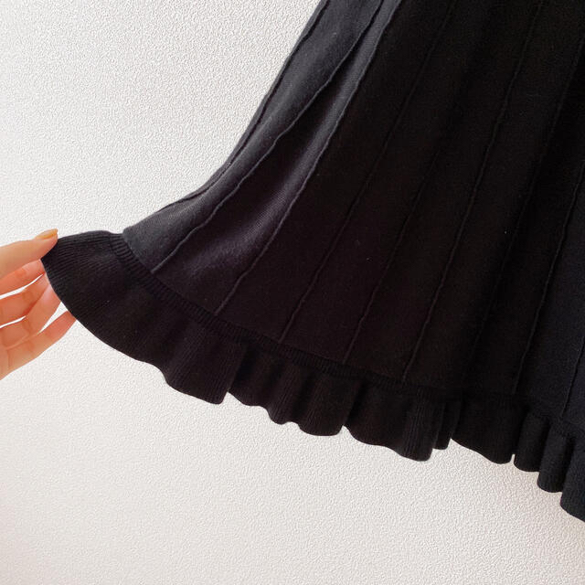 tocco(トッコ)のフリルニットスカート レディースのスカート(ひざ丈スカート)の商品写真