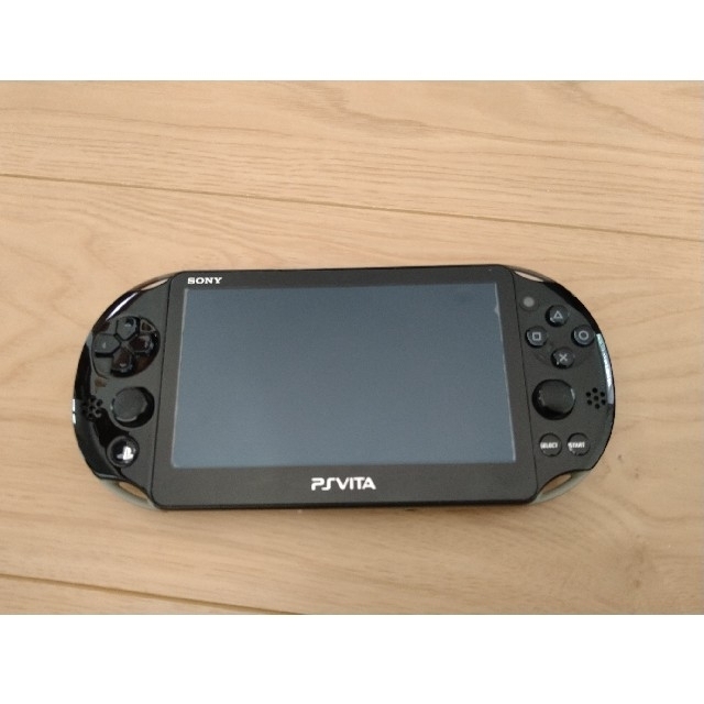 PS Vita　PCH2000携帯用ゲーム機本体