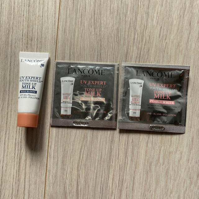 LANCOME(ランコム)の新品☆ランコム　試供品　UVエクスペールトーンアップローズ　日焼け止め　ベース コスメ/美容のベースメイク/化粧品(化粧下地)の商品写真