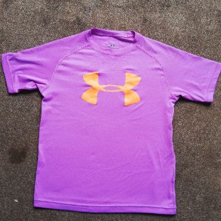 アンダーアーマー(UNDER ARMOUR)のアンダーアーマーTシャツ(Tシャツ/カットソー)