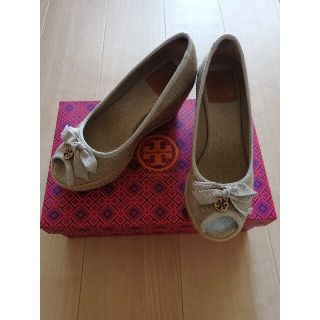 トリーバーチ(Tory Burch)のTORY BURCH トリーバーチ　ウエッジソールパンプス(ハイヒール/パンプス)